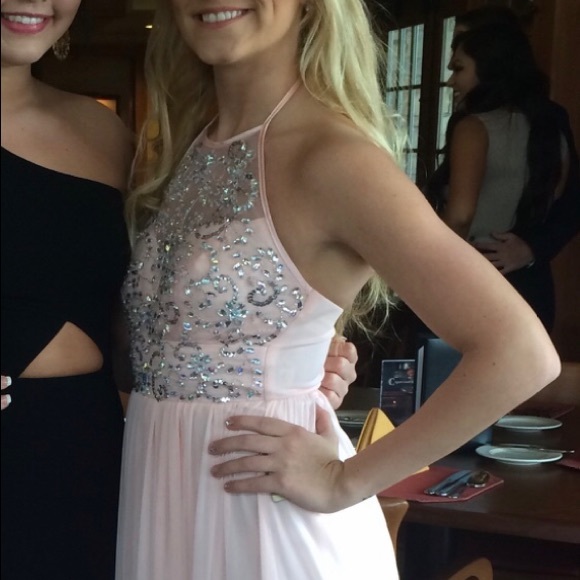 Prom/Formal Dress - Picture 1 of 3